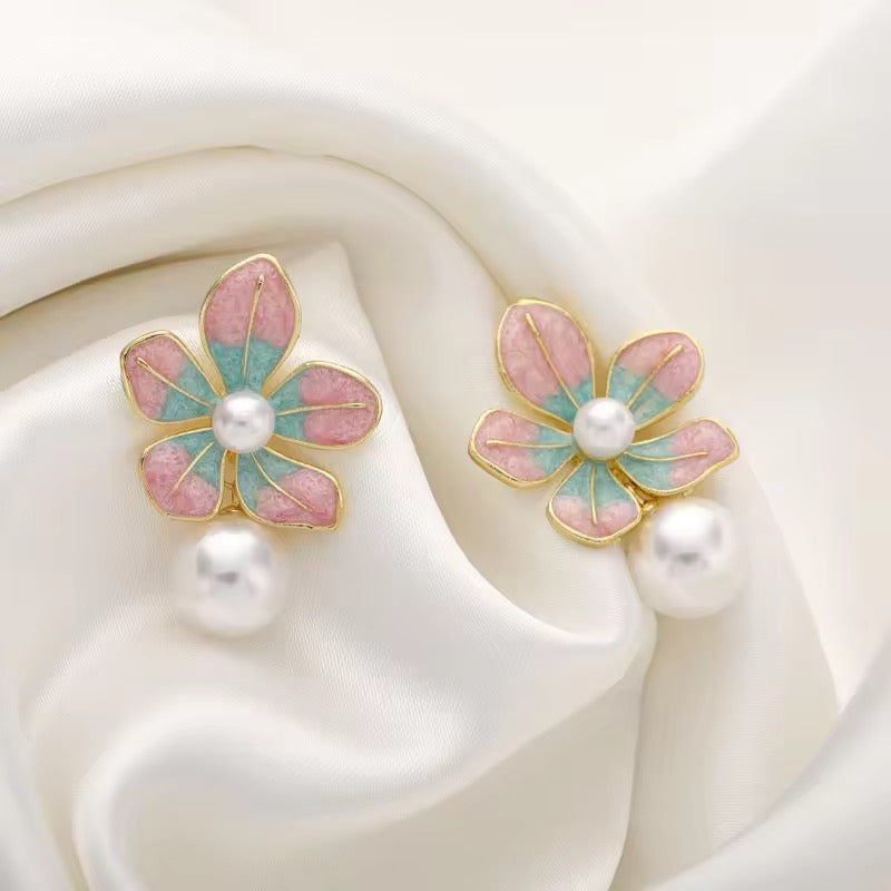 Lovely Sweet Drop Oil Flower Pearl Earrings Temperament Stud Earrings Enamel Pink Blue Petal Heart Shape Trendy Jewelry Gift